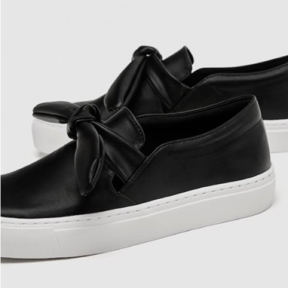 ZARA Sneakers with Bow - Picture 7 of 7